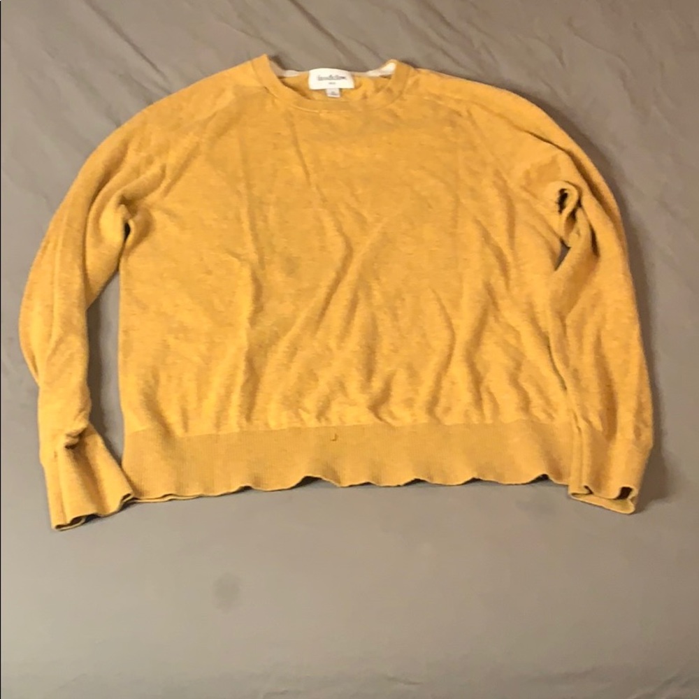 Lite sweater for the fall.